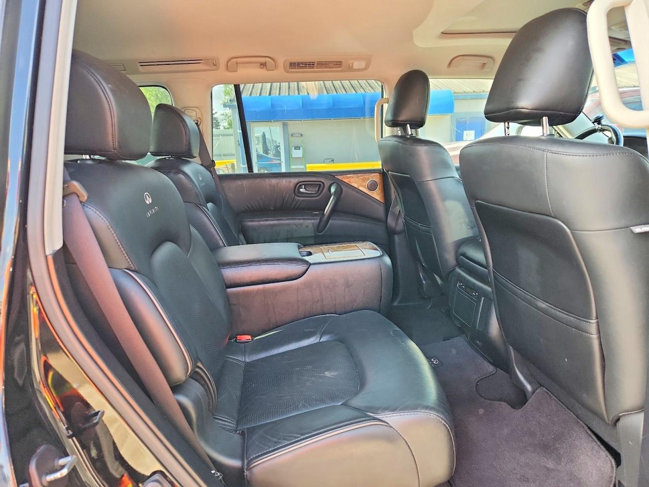 INFINITI Qx Base