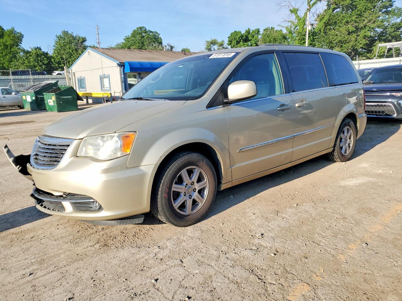 Salvage Chrysler Minivan Image