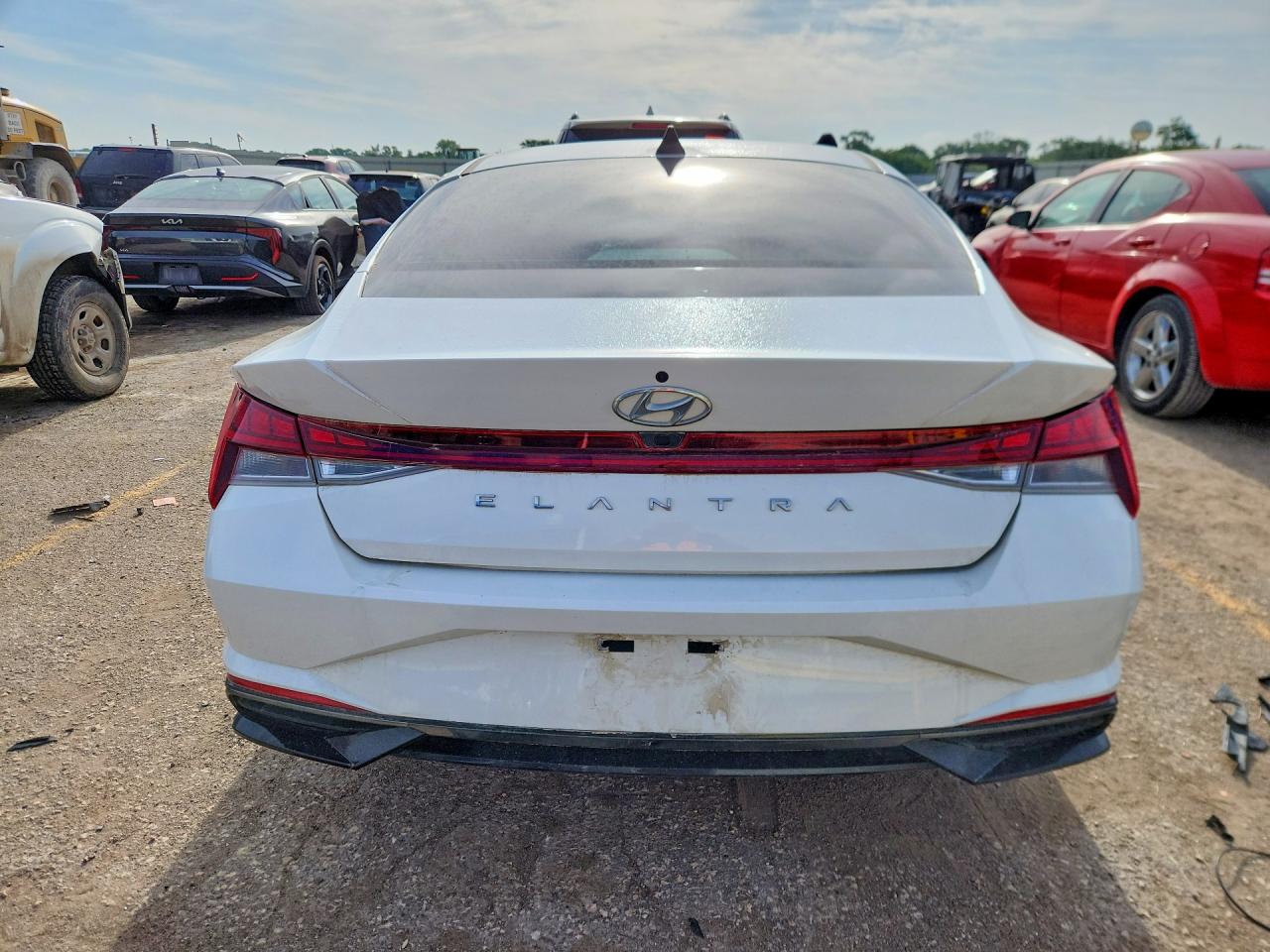 Hyundai ELANTRA Sel