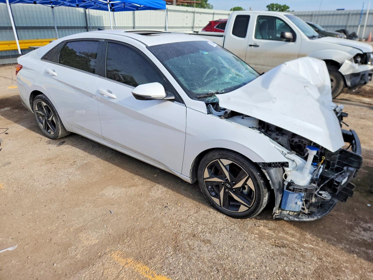 Hyundai ELANTRA Sel