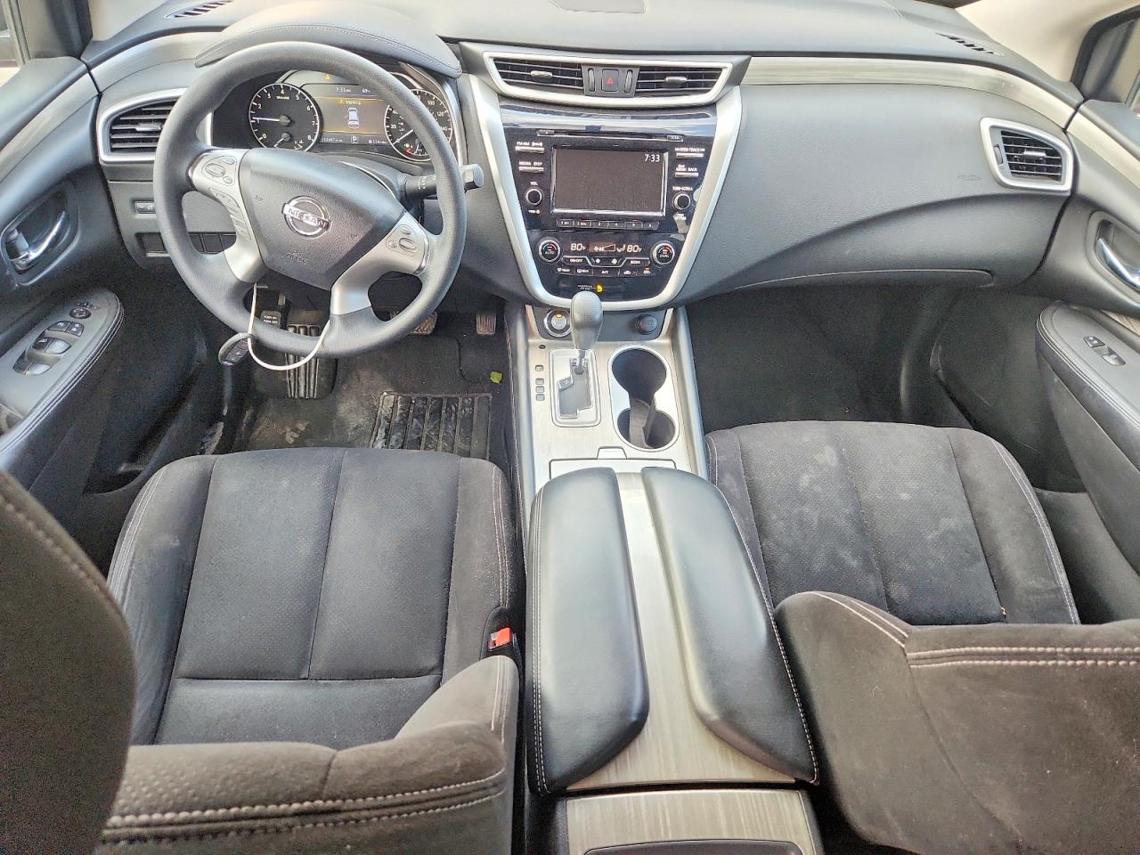 Nissan Murano S