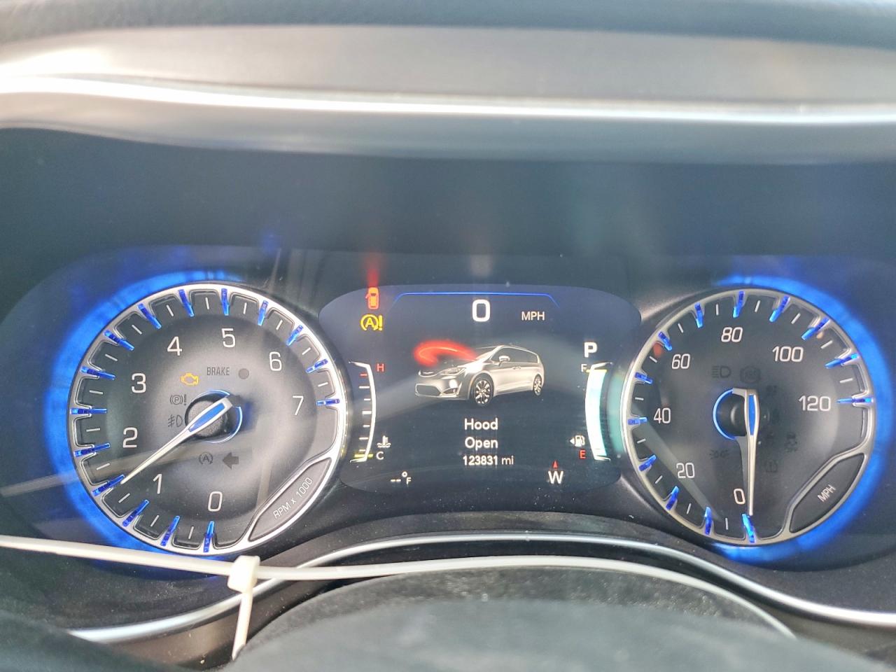 Chrysler Pacifica Limited