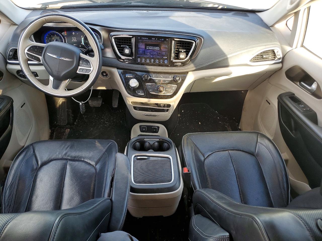 Chrysler Pacifica Limited