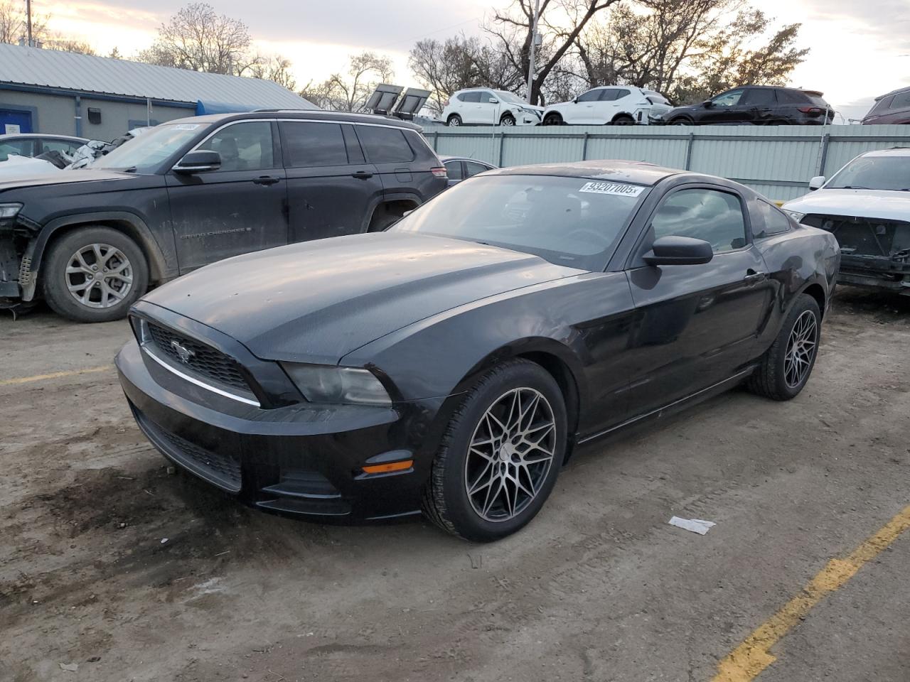 Salvage Ford Mustang Image