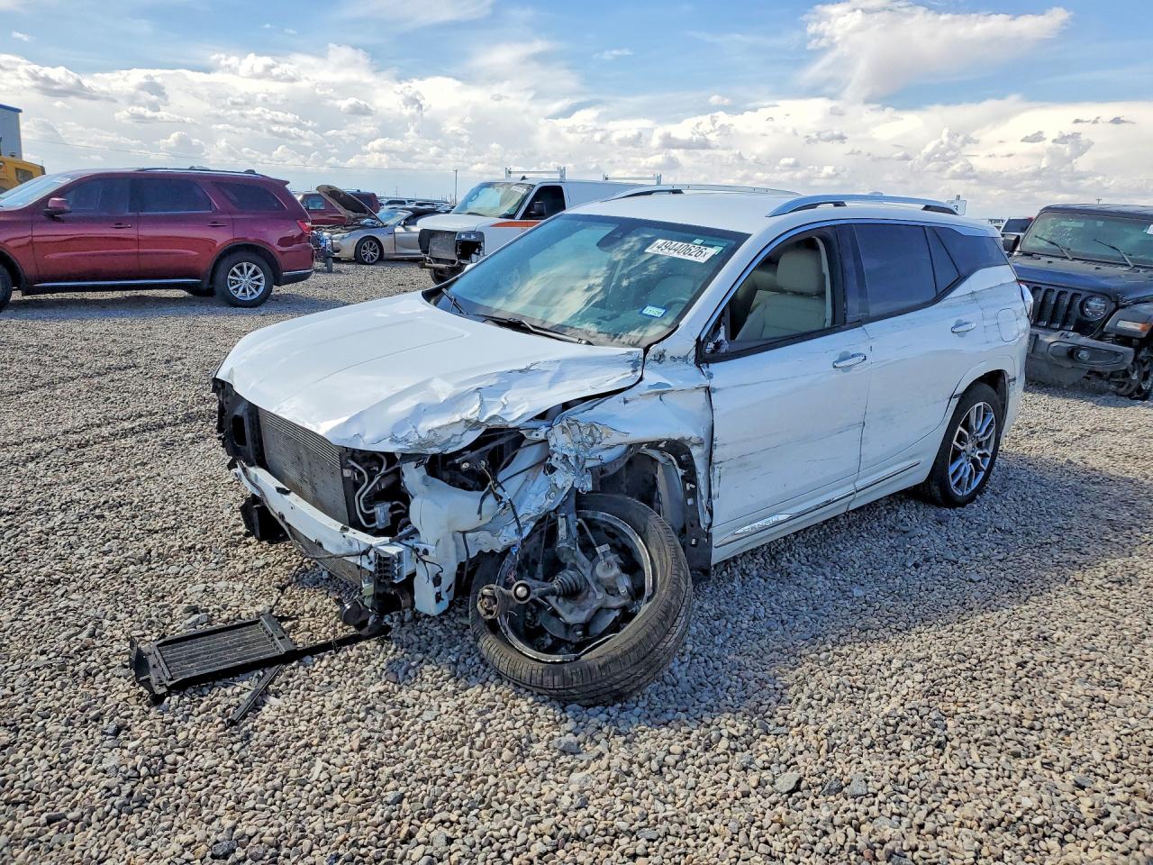 Salvage GMC Terrain Image
