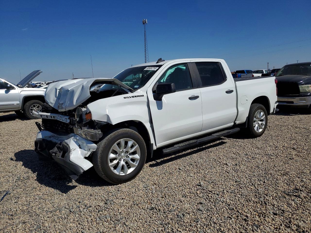 Salvage Chevrolet Silverado Image