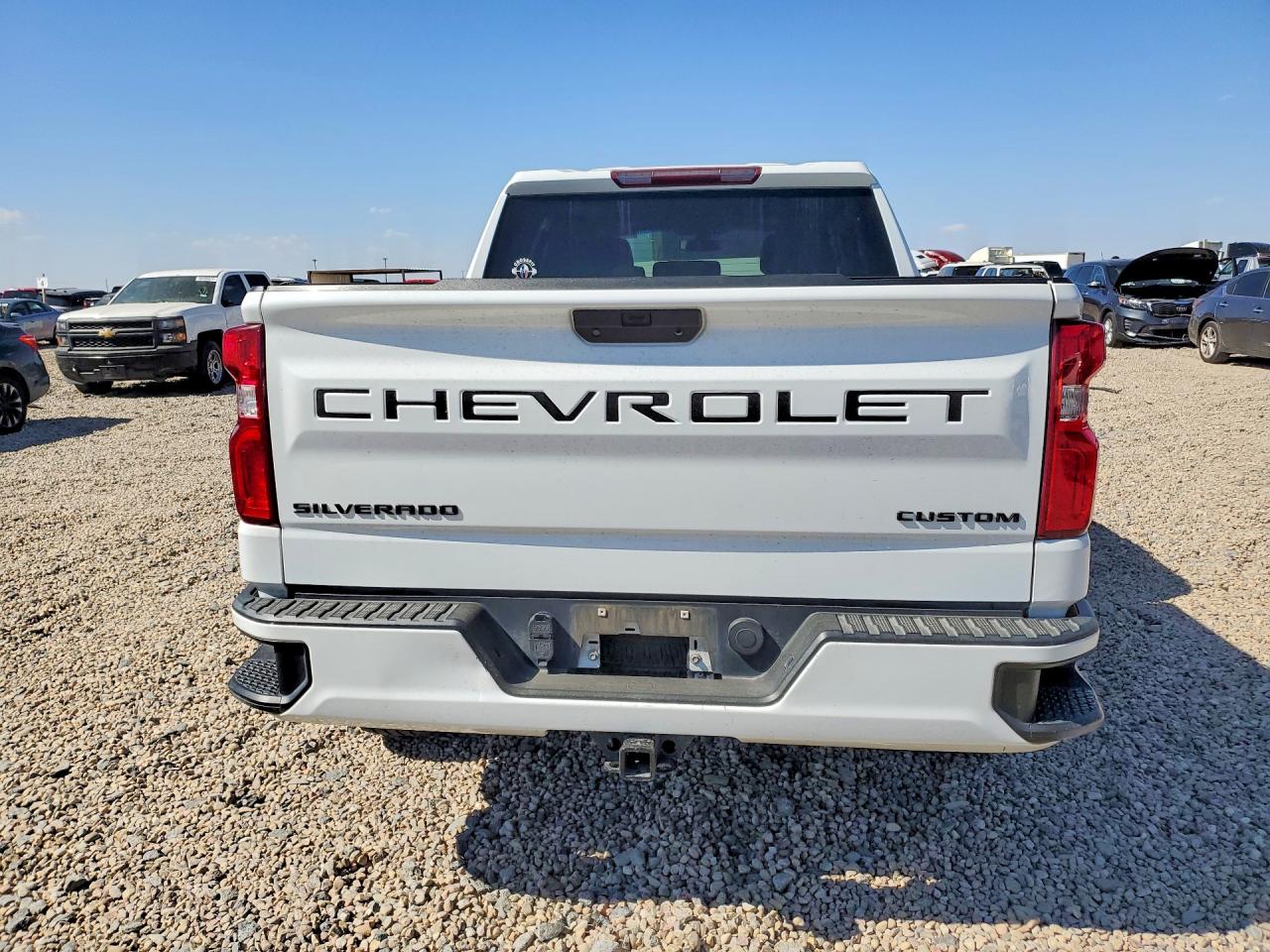 Chevrolet Silverado C1500 Custom