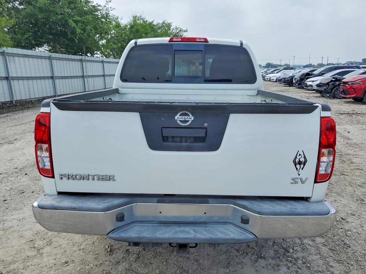 Nissan Frontier Sv
