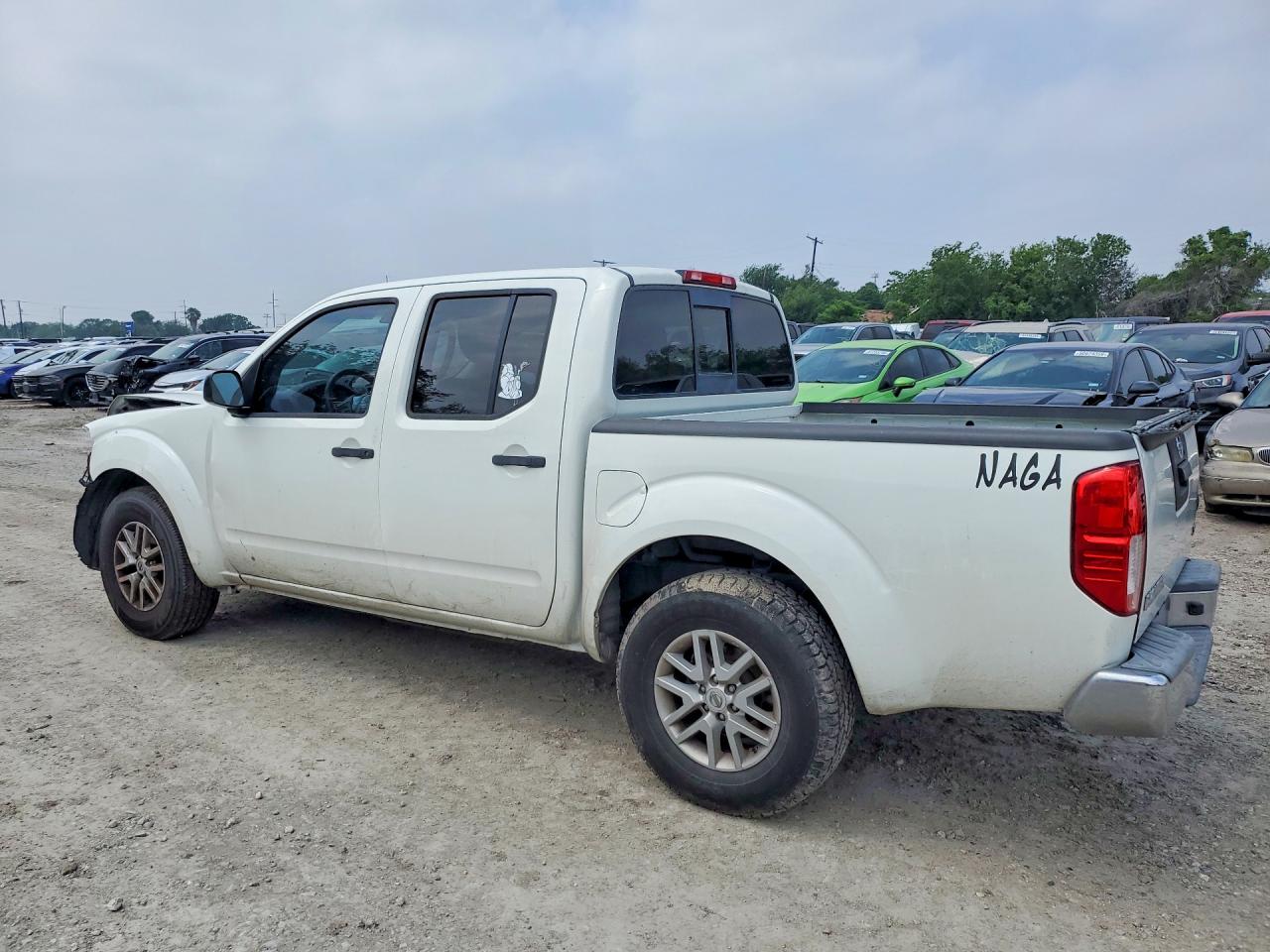 Nissan Frontier Sv