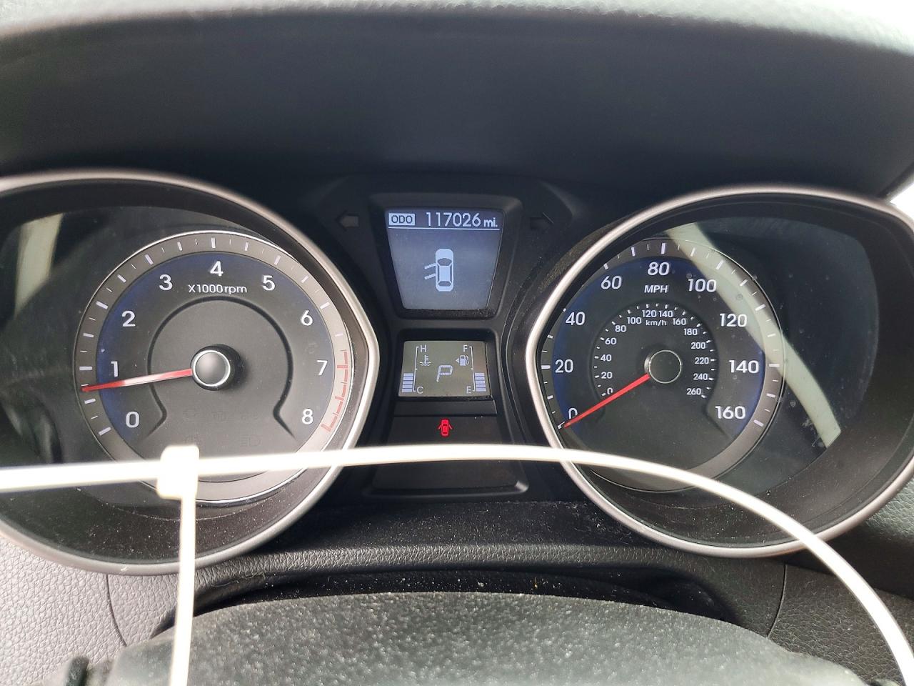 Hyundai ELANTRA Base