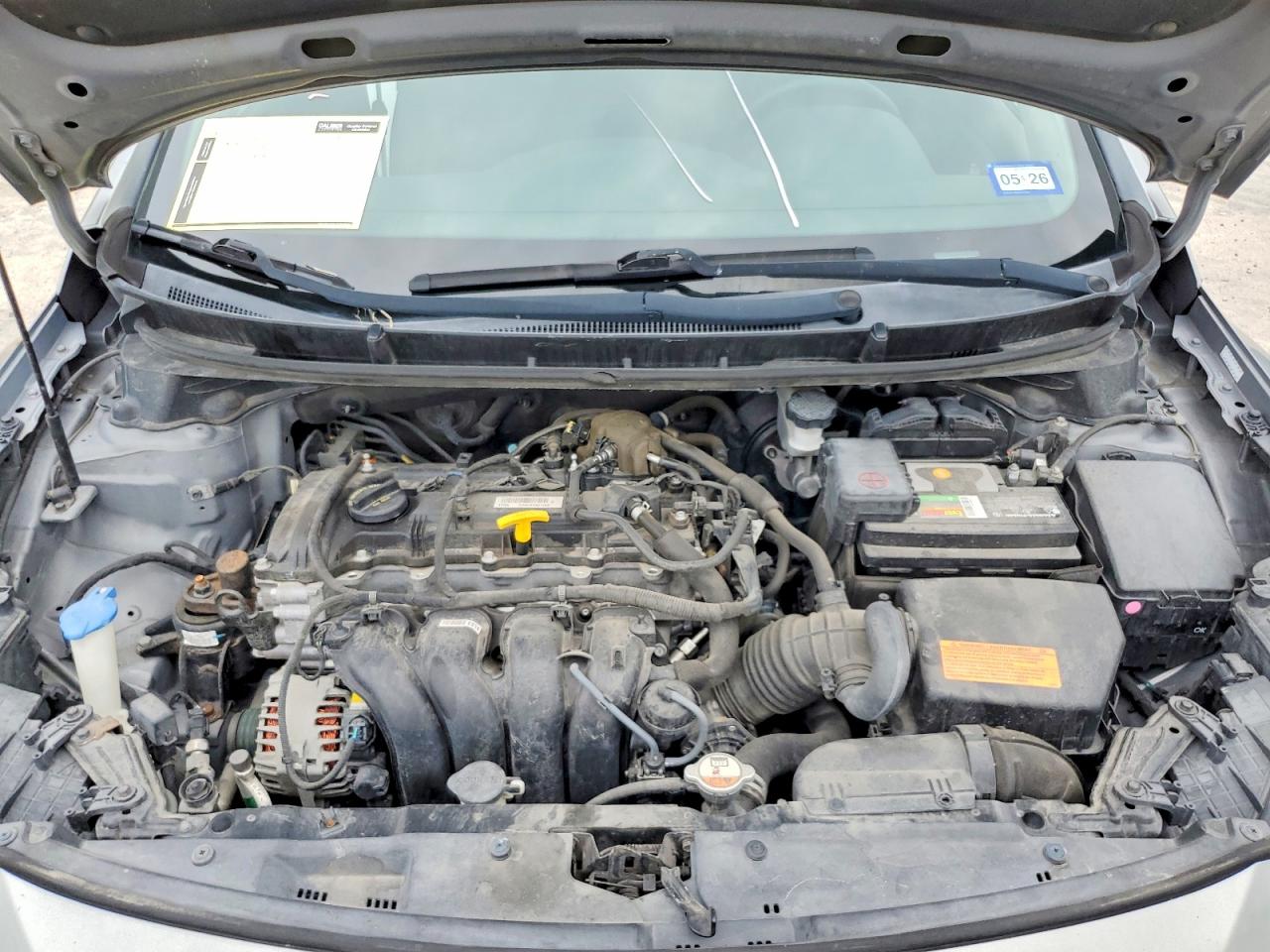 Hyundai ELANTRA Base
