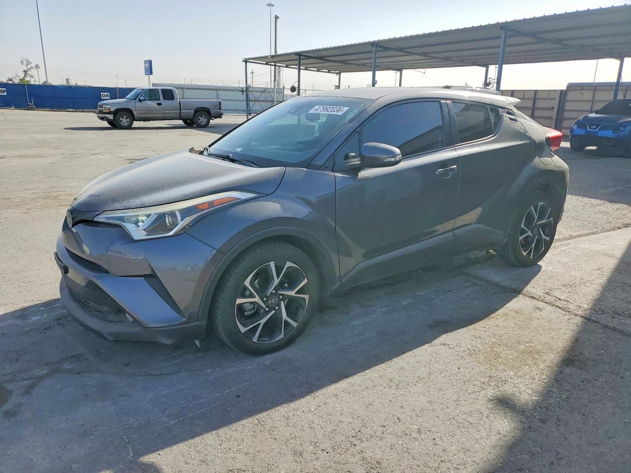 Salvage Toyota C-hr Xle P Image