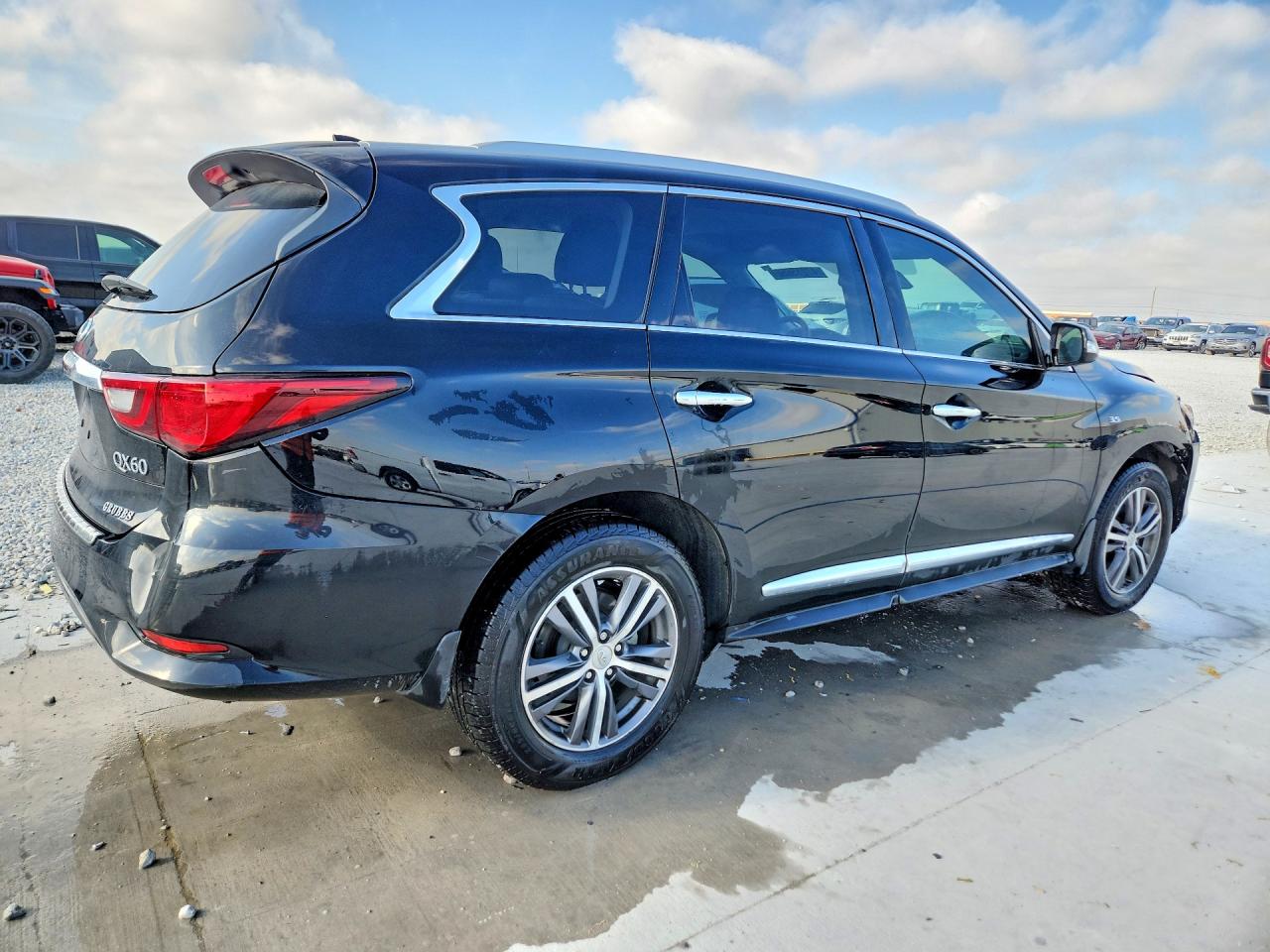 INFINITI Qx Luxe