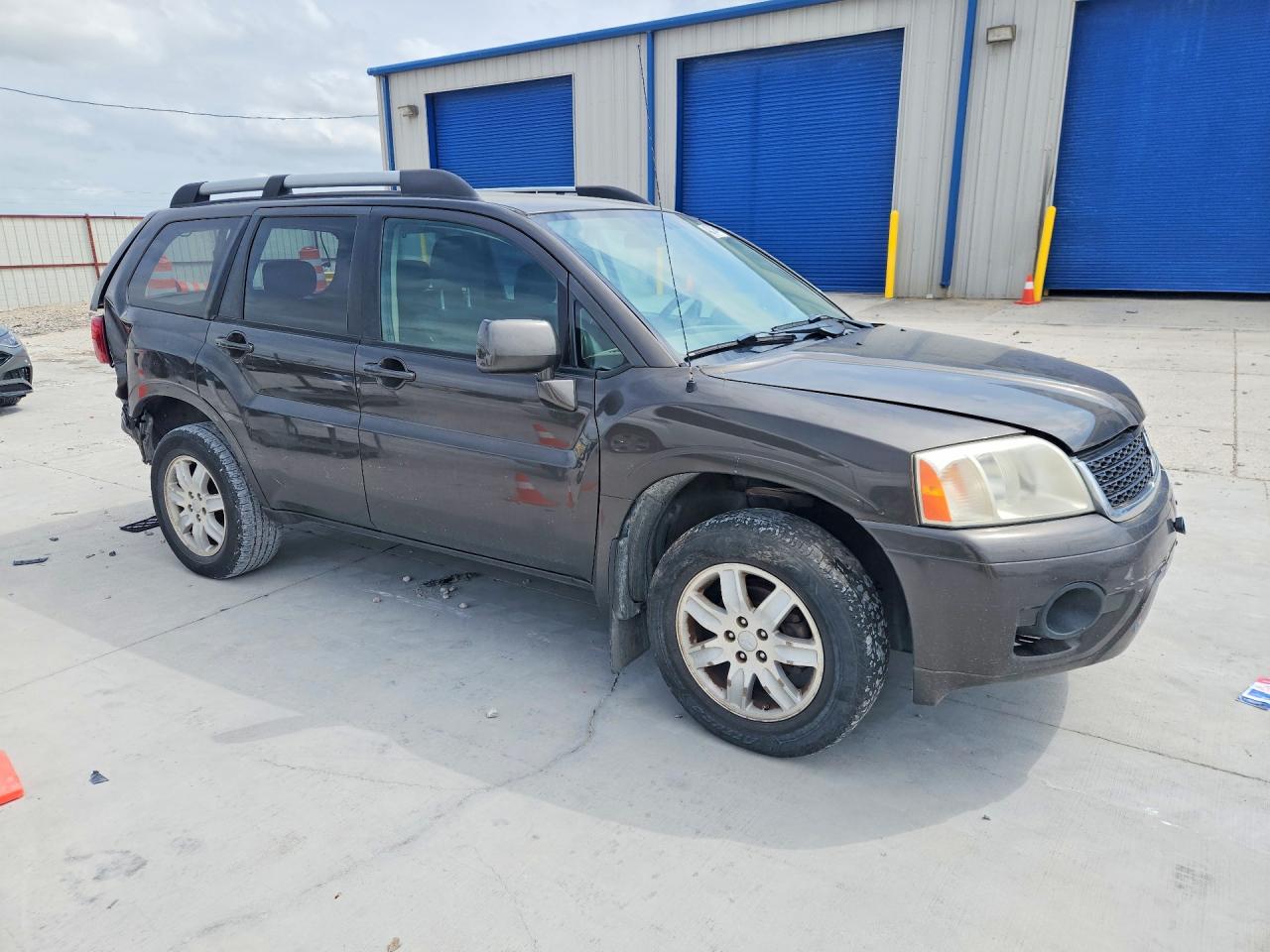 Mitsubishi Endeavor Ls