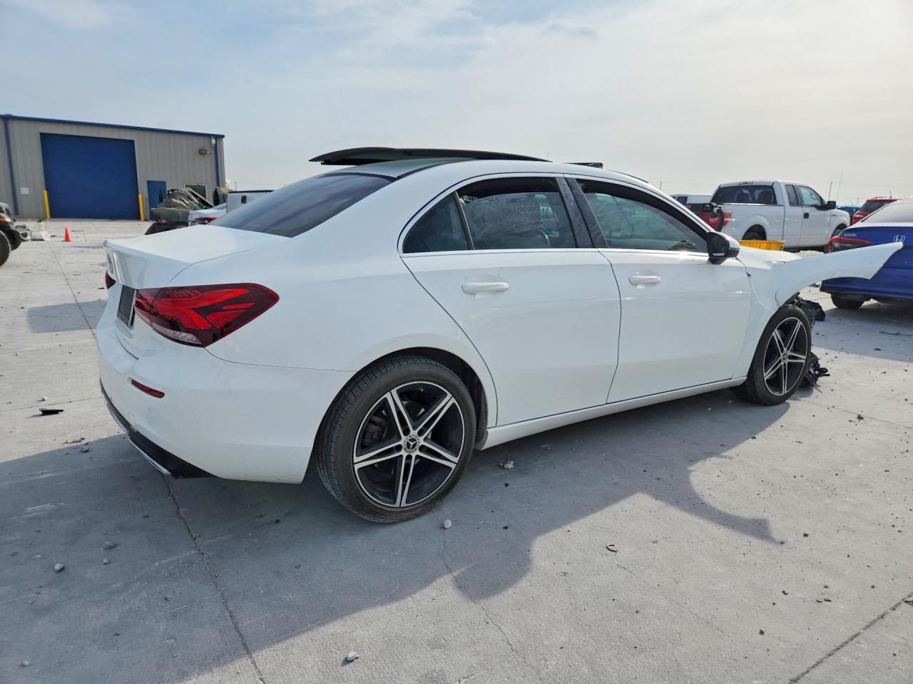 Mercedes-Benz A-Class 220