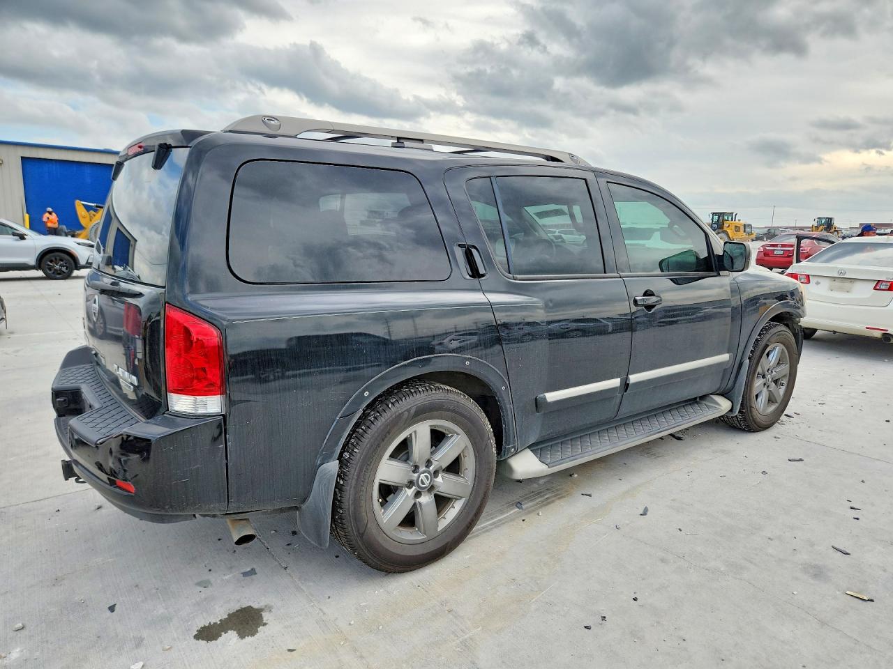 Nissan Armada Platinum