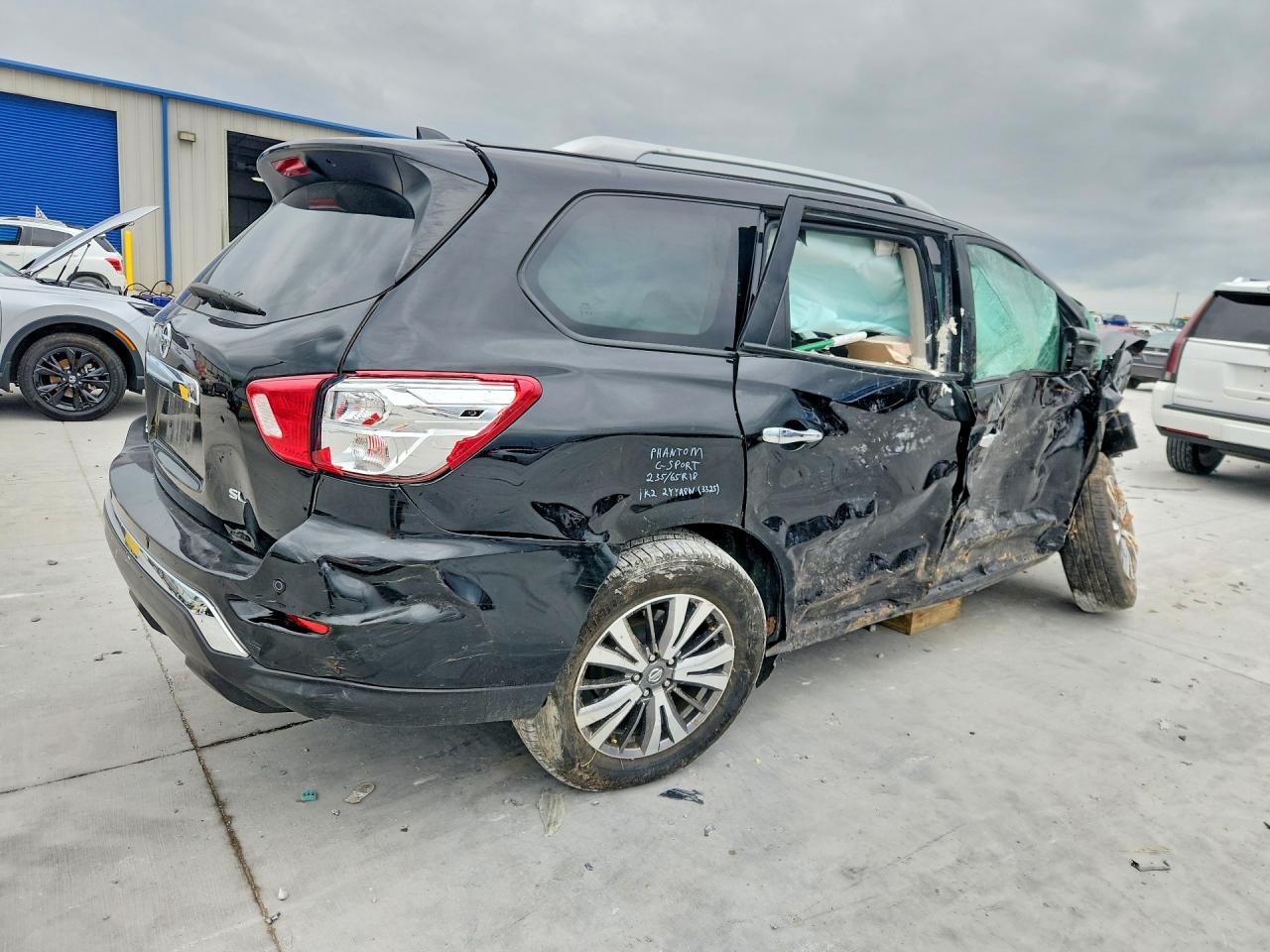 Nissan Pathfinder Sl