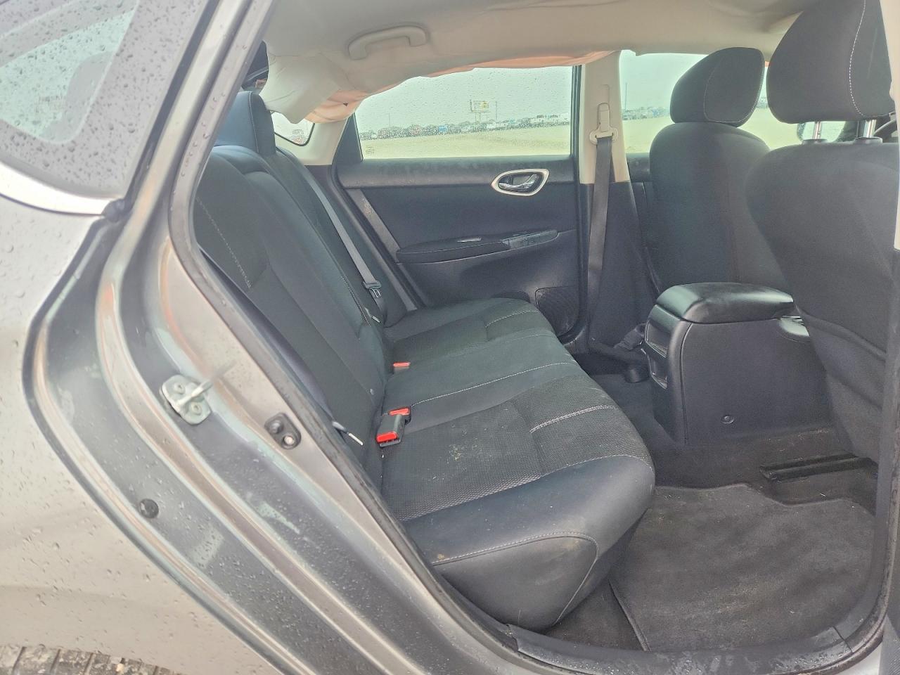 Nissan Sentra S