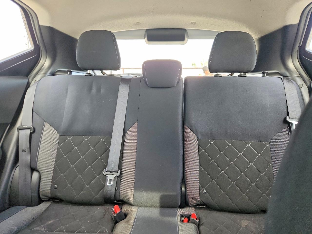 Nissan Kicks S