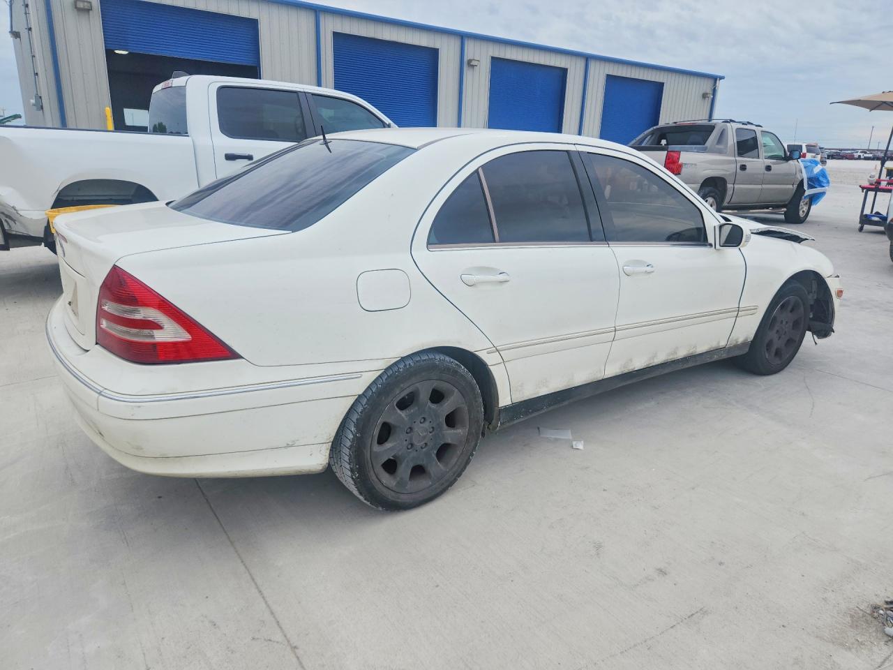 Mercedes-Benz C-Class 240