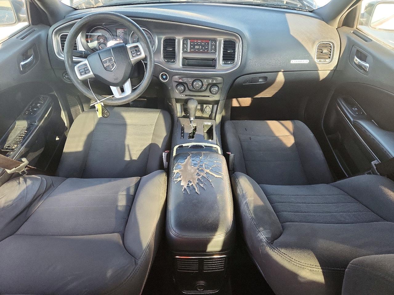 Dodge Charger Se