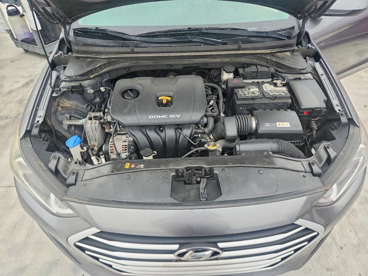 Hyundai ELANTRA Value Edition