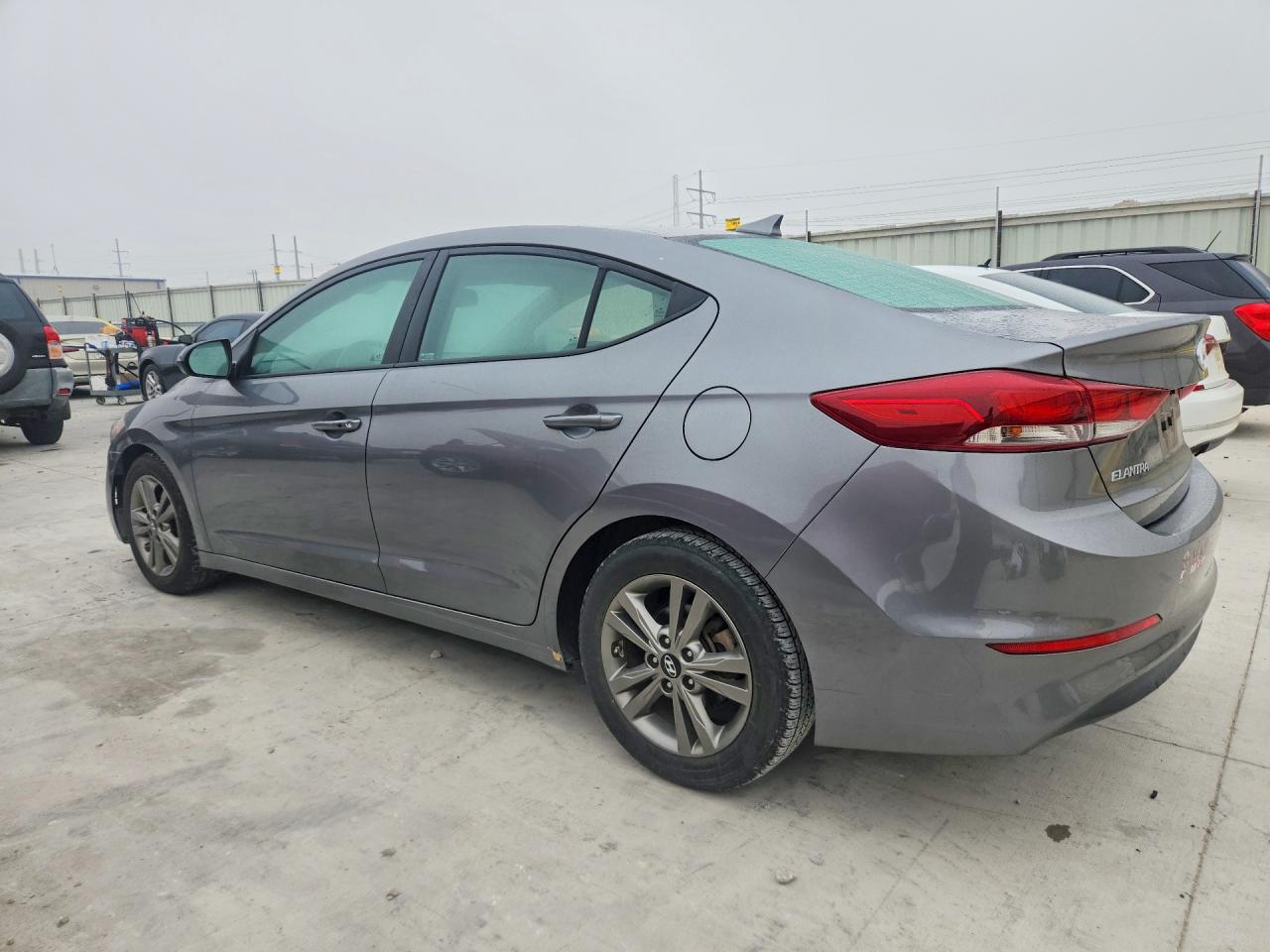 Hyundai ELANTRA Value Edition
