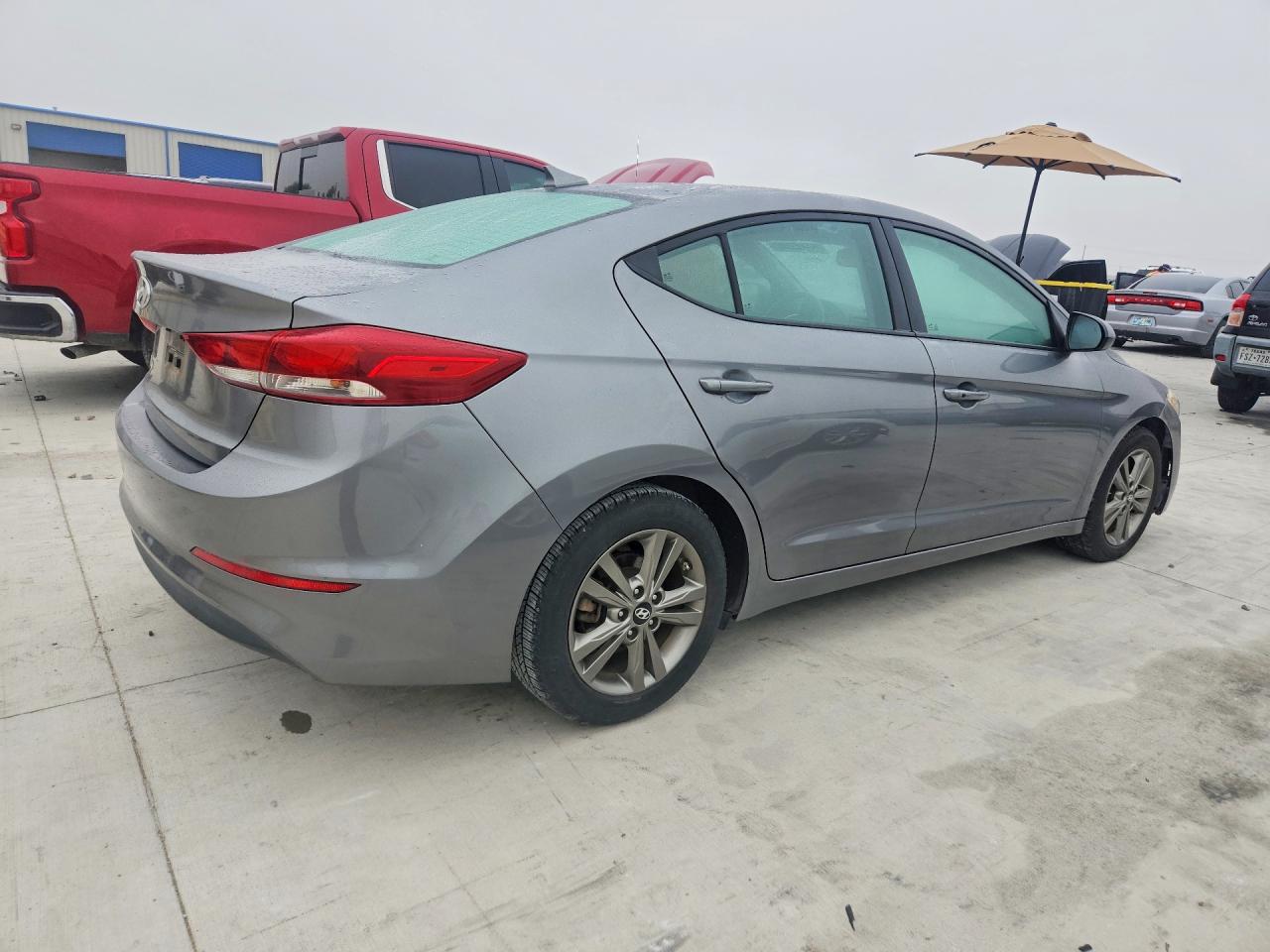 Hyundai ELANTRA Value Edition
