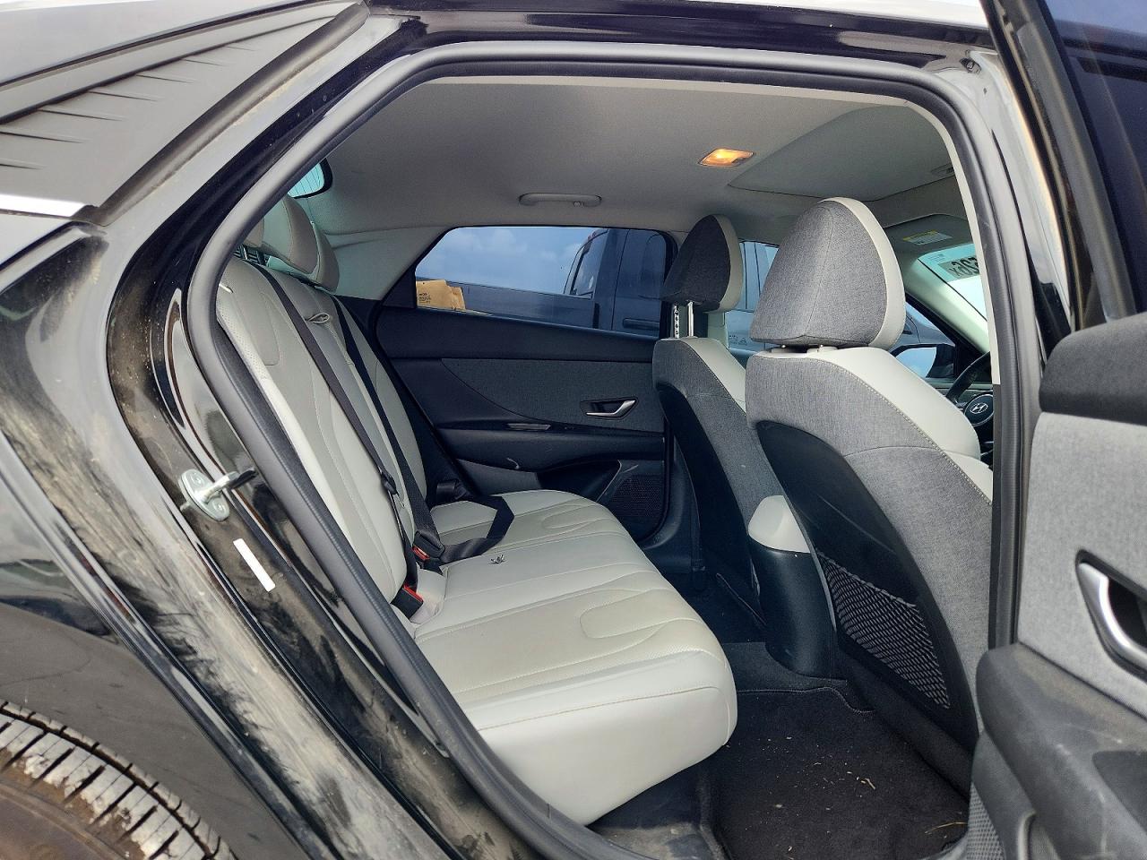 Hyundai ELANTRA Limited
