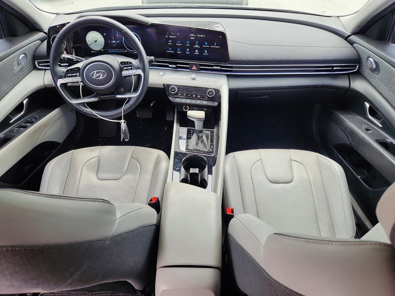 Hyundai ELANTRA Limited