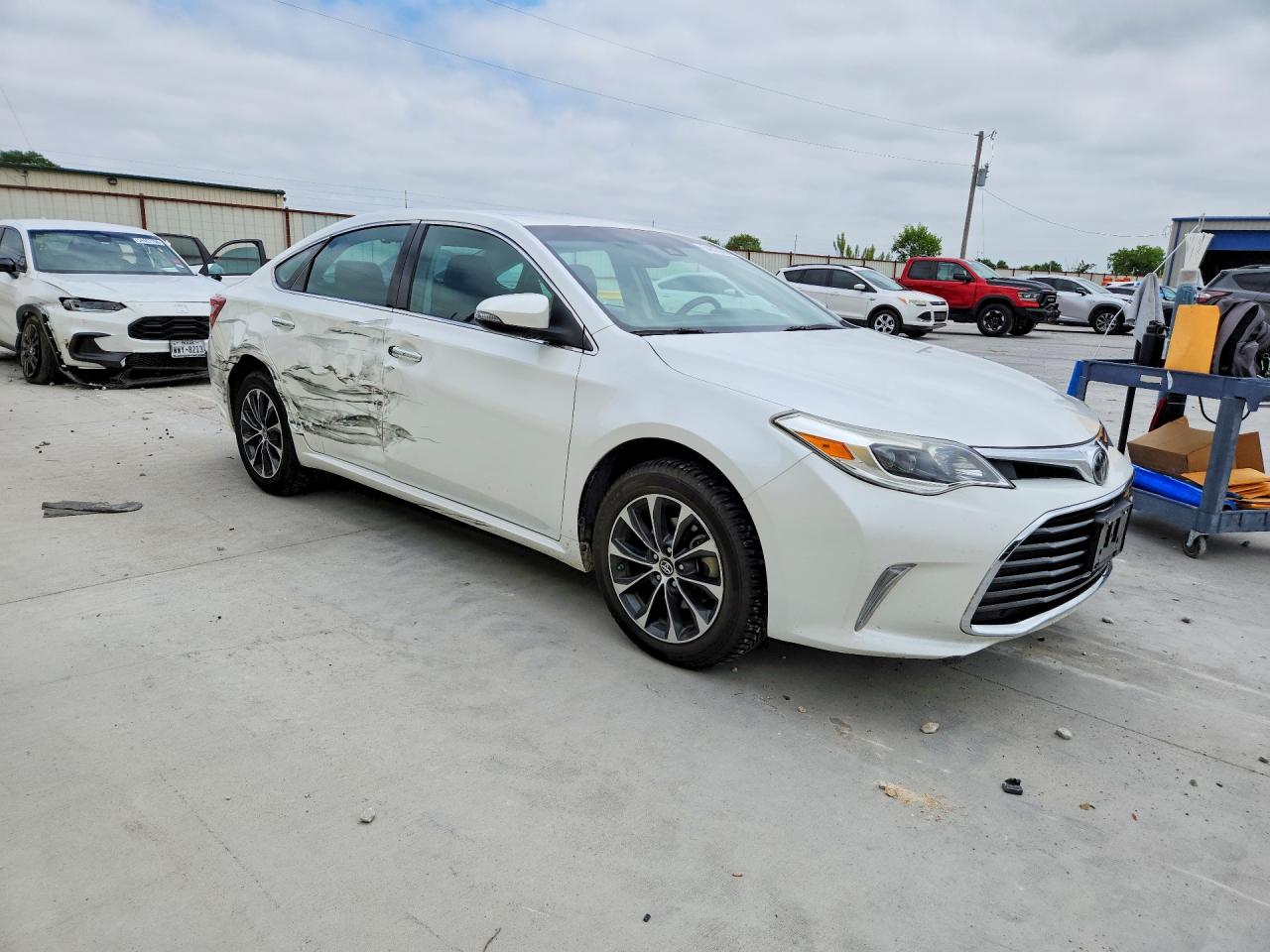 Toyota Avalon Xle