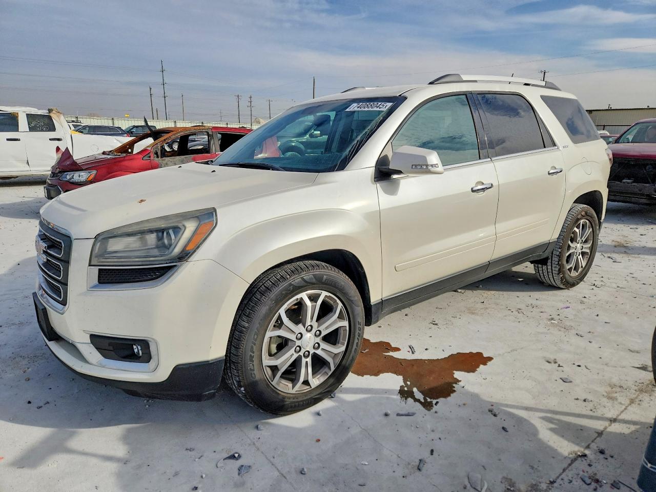 Salvage GMC Acadia Image