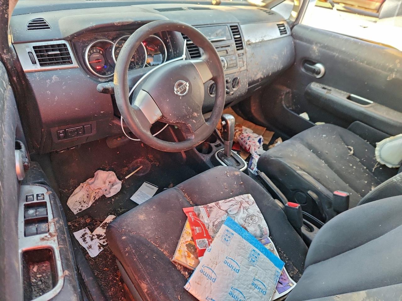 Nissan Versa 1.8 S