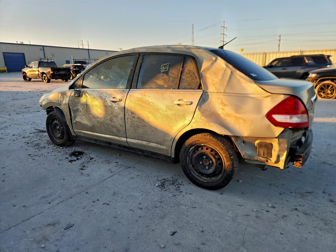 Nissan Versa 1.8 S