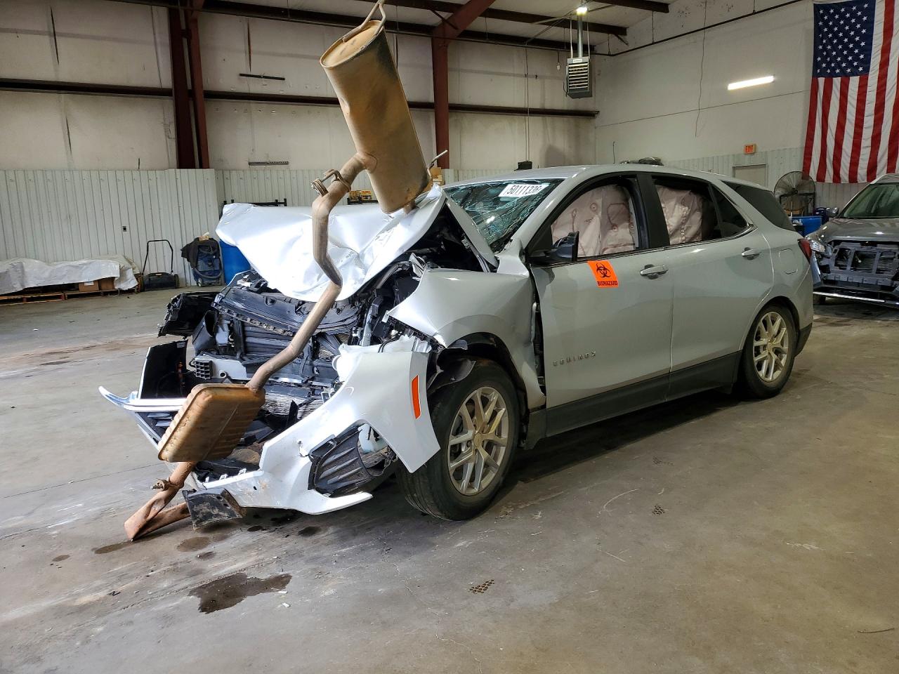 Salvage Chevrolet Equinox Image