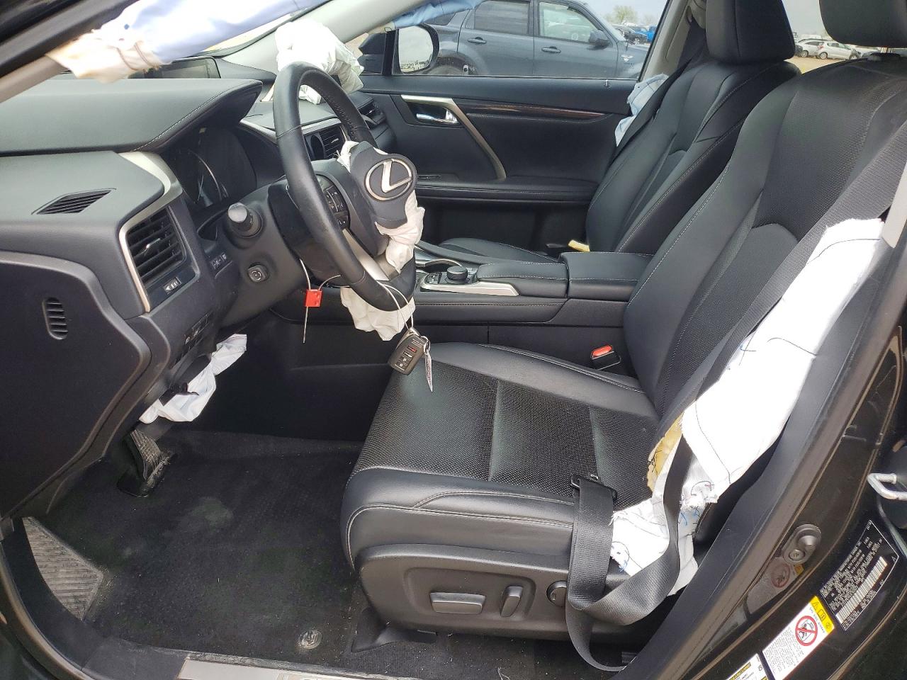 Lexus RX Base
