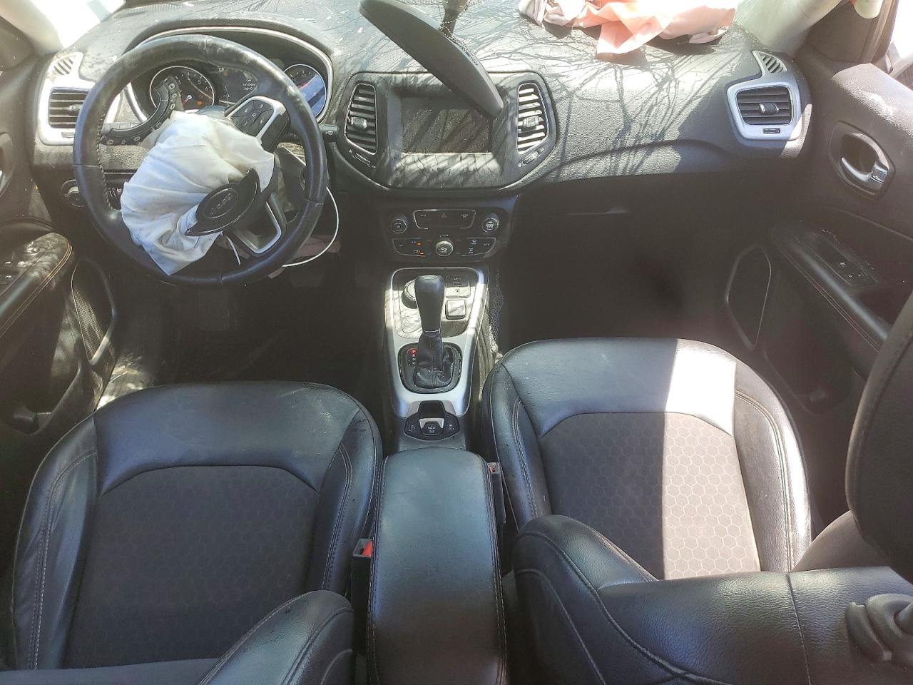 Jeep Compass Latitude