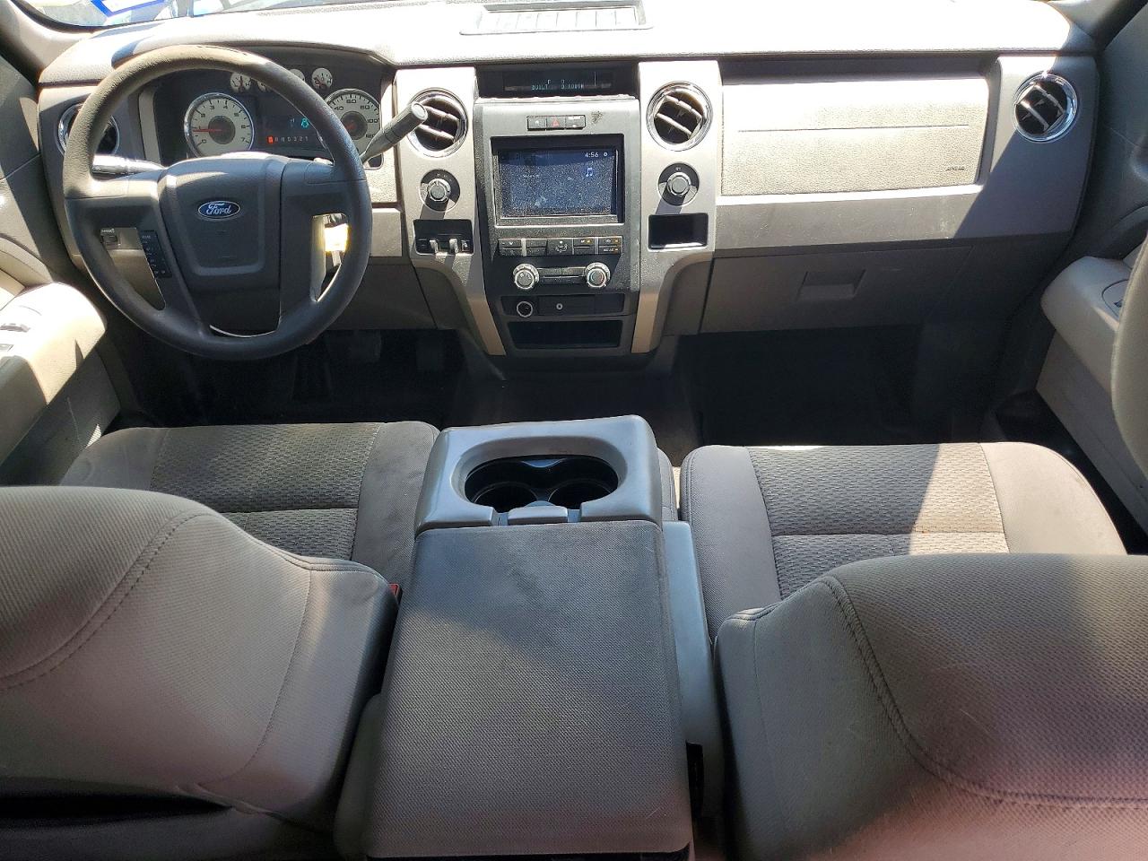 Ford F-150 Super Cab