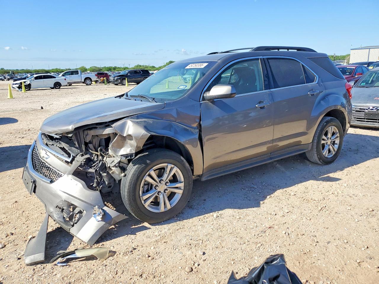 Salvage Chevrolet Equinox Image