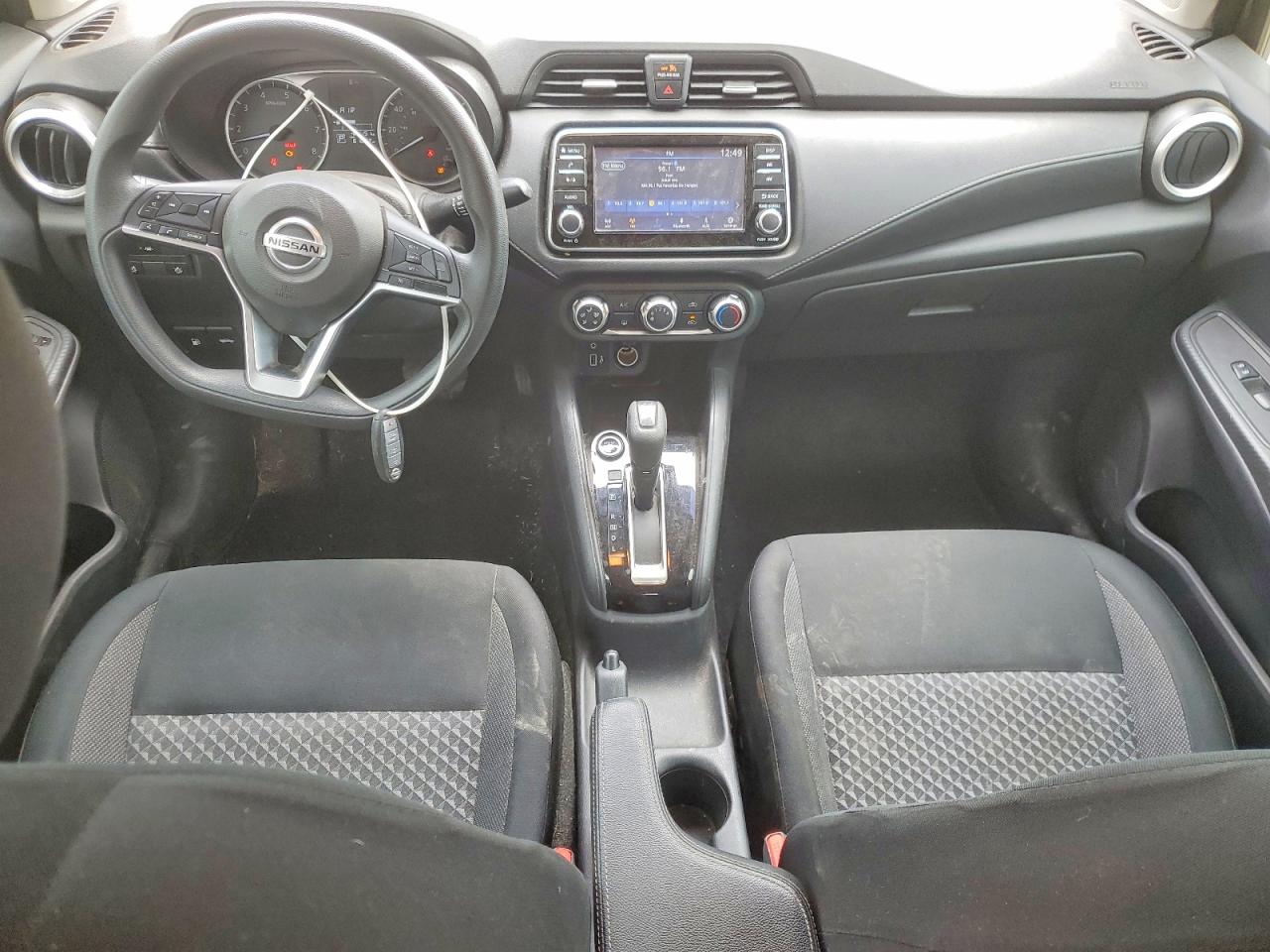 Nissan Versa