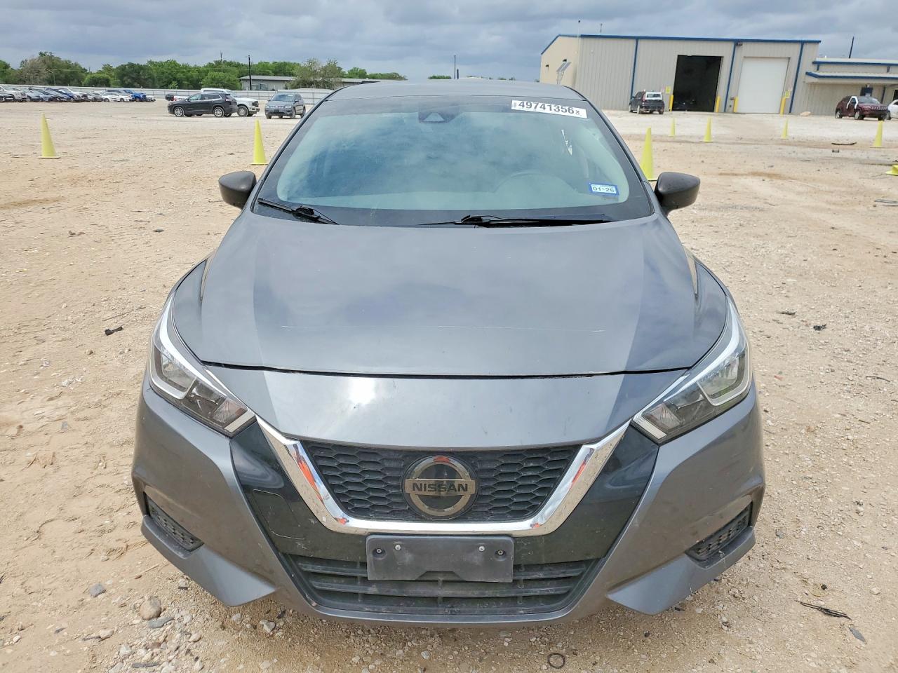 Nissan Versa