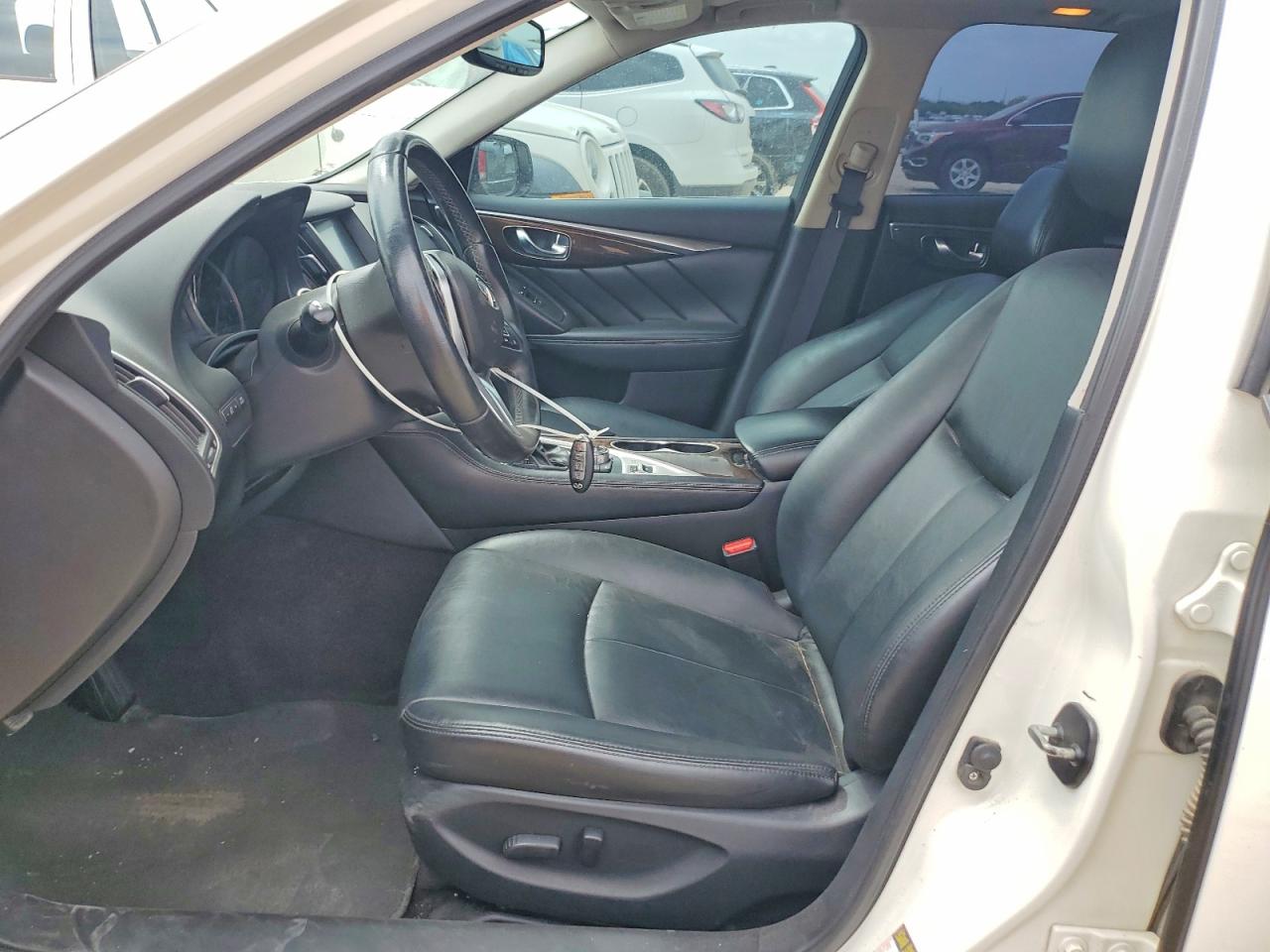 INFINITI Q50 3.0t L 3.0t Luxe