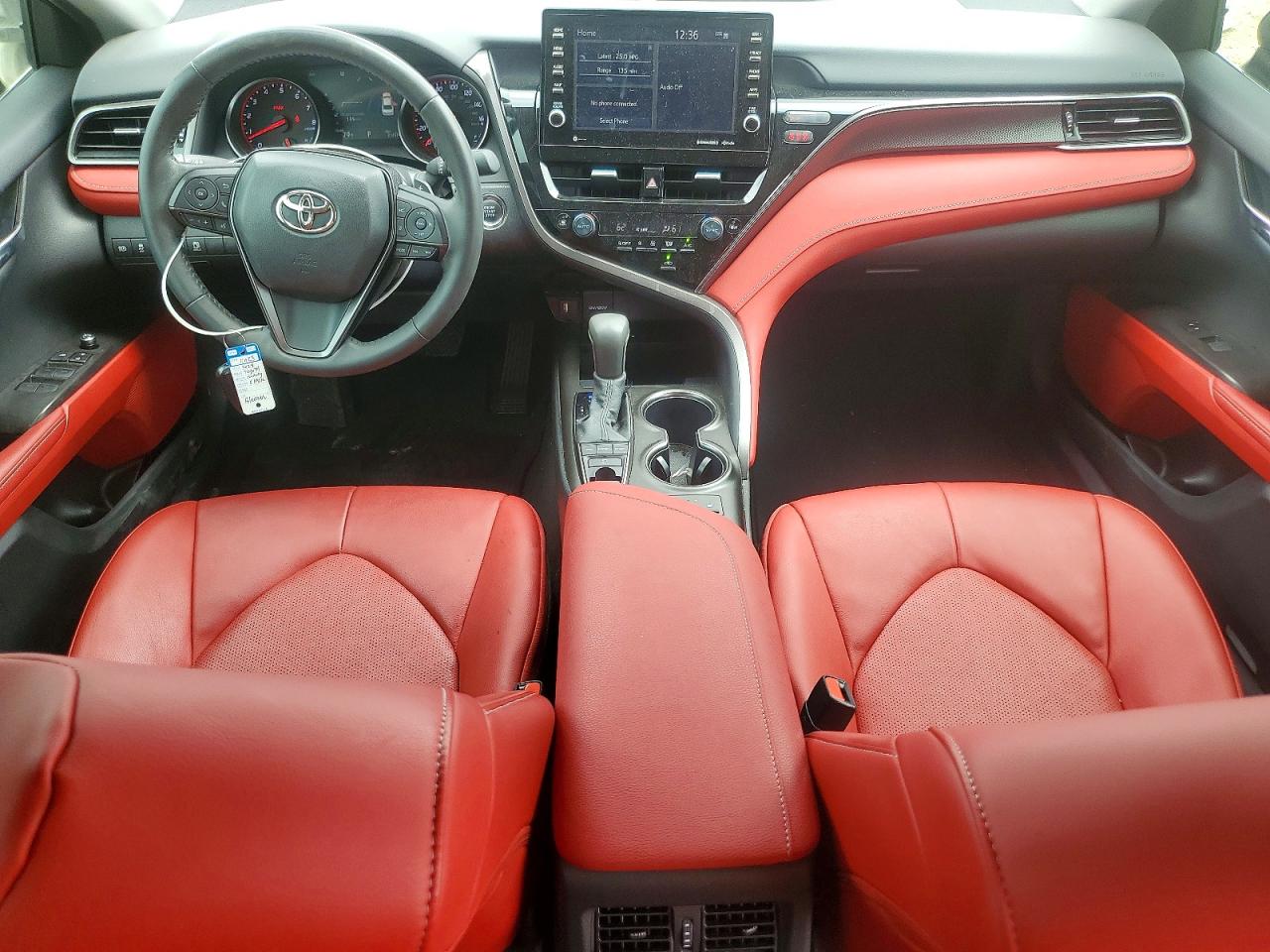 Toyota Camry Xse