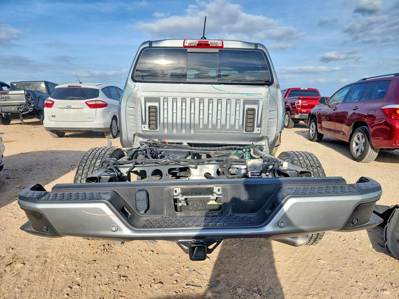 GMC Canyon Elevation