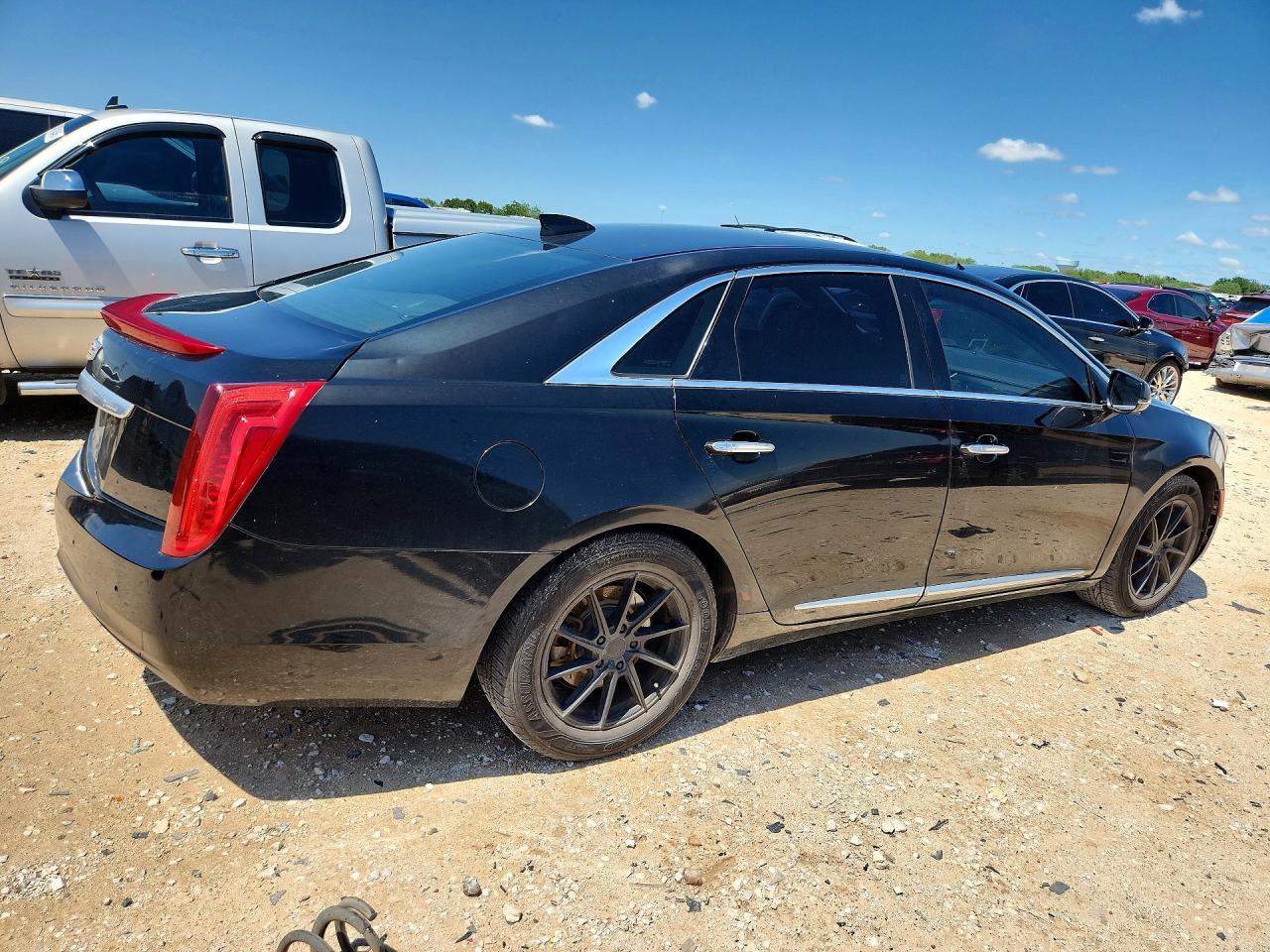 Cadillac XTS