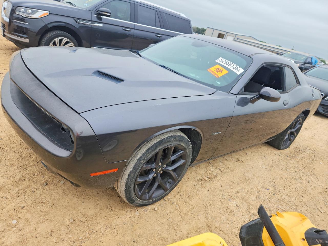 Salvage Dodge Challenger Image