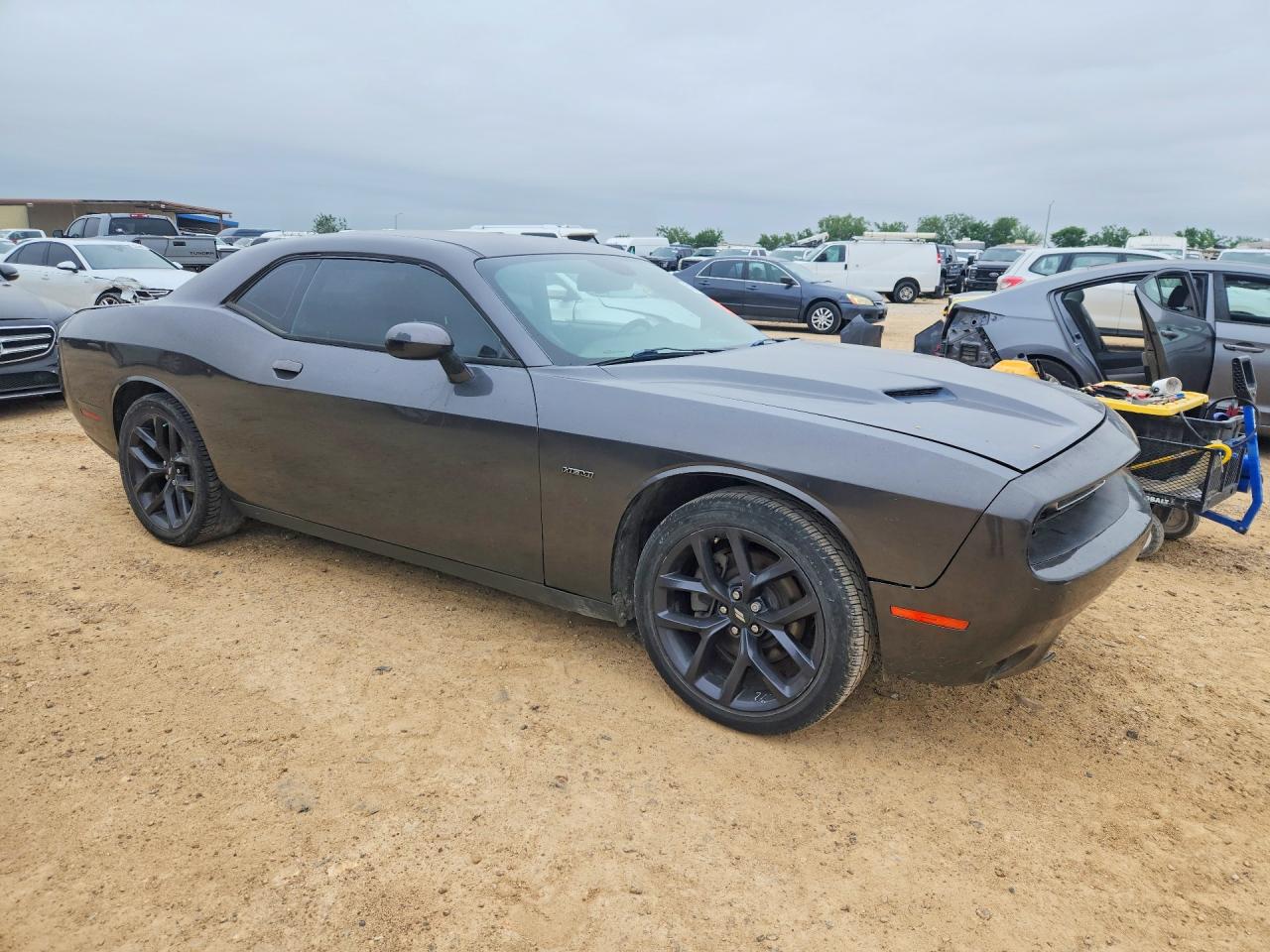 Dodge Challenger Sxt
