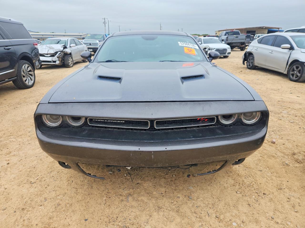 Dodge Challenger Sxt