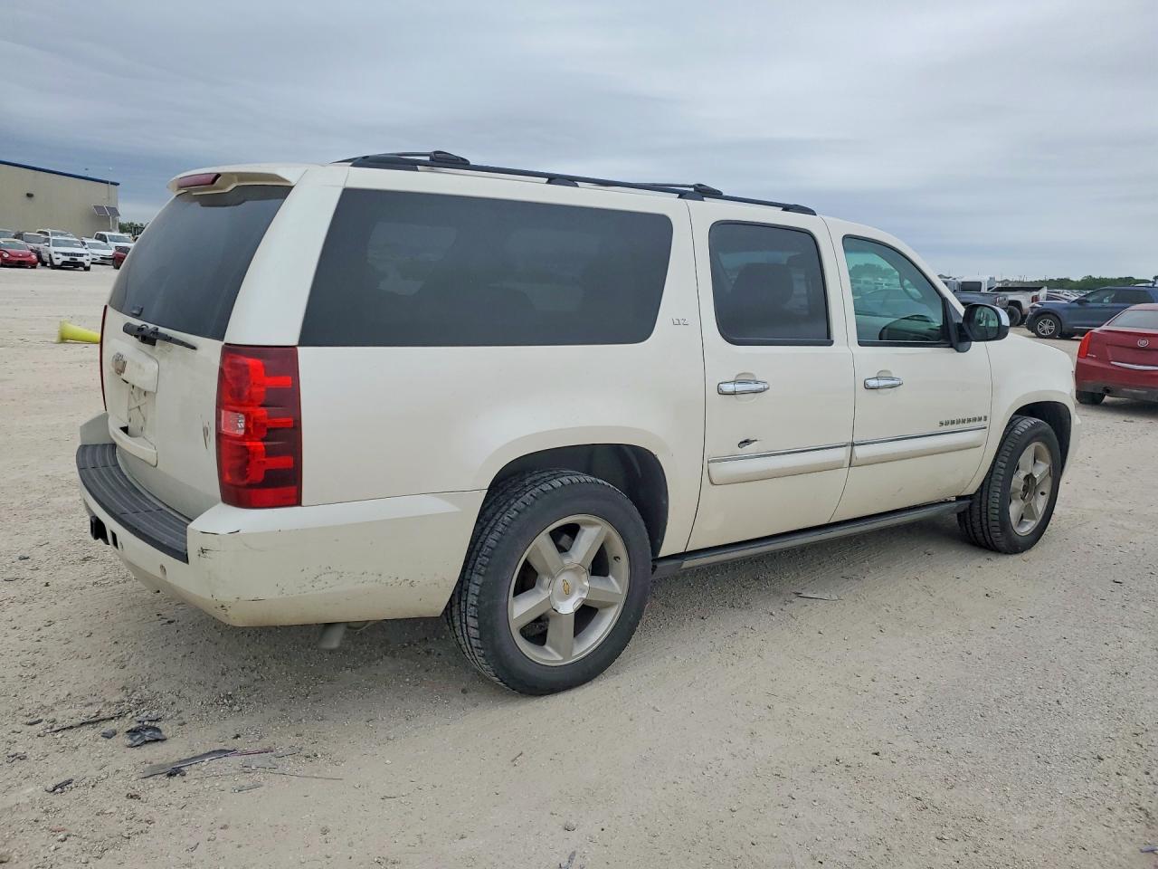 Chevrolet Suburban C1500 Ls