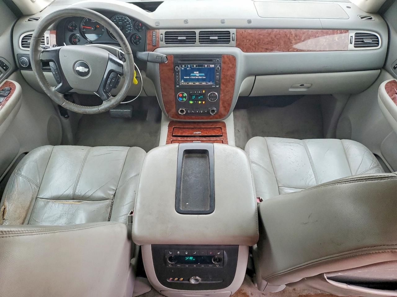 Chevrolet Suburban C1500 Ls